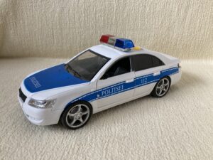 1037. Police