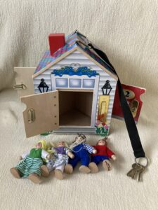 2011. House with keys and dolls